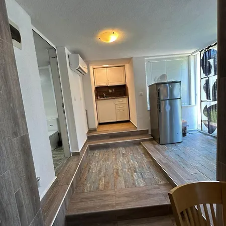 Jurnalist Apartment